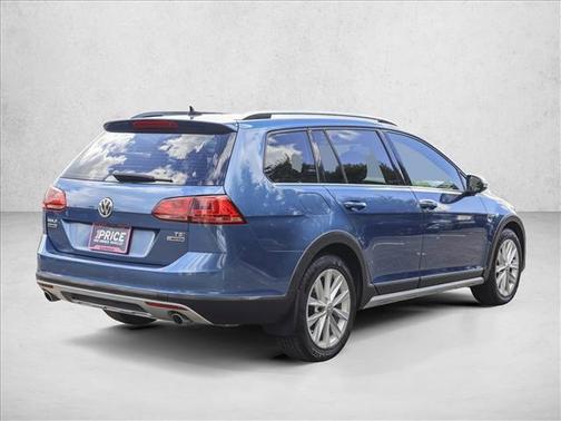 2017 Volkswagen Golf Alltrack TSI SE