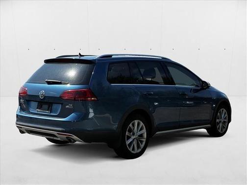 2017 Volkswagen Golf Alltrack TSI SE