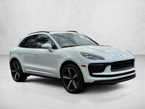 2023 Porsche Macan AWD