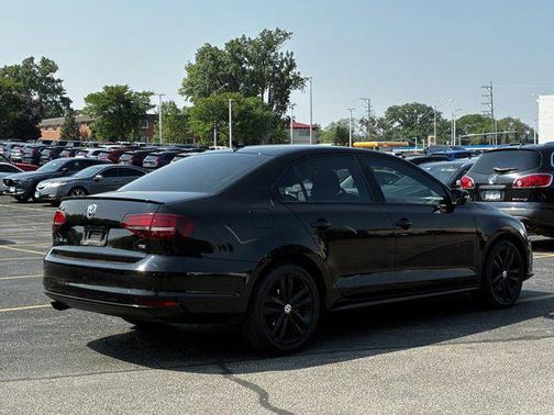 2018 Volkswagen Jetta 1.8T SE Sport