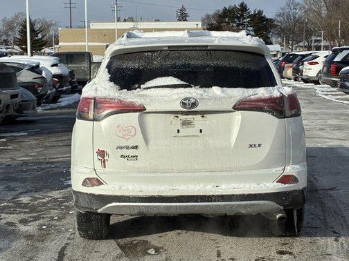 2017 Toyota RAV4 XLE