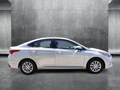 2020 Hyundai Accent SEL