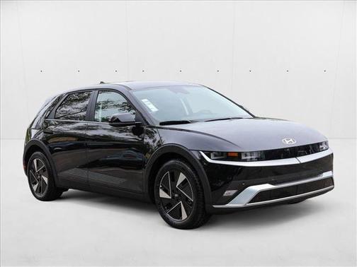2025 Hyundai IONIQ 5 SE
