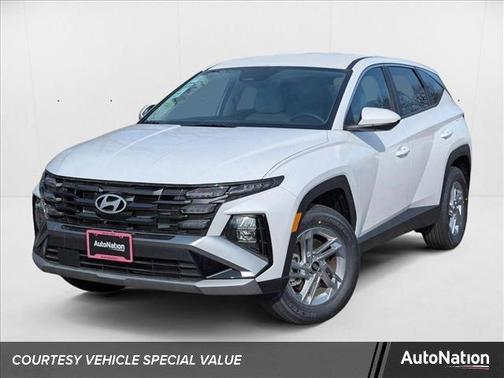 2025 Hyundai TUCSON SE