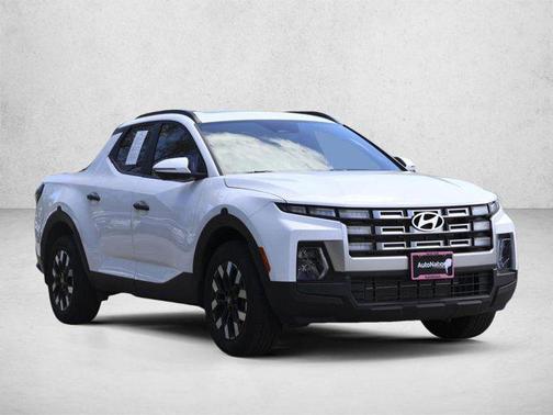 Atlas White 2025 Hyundai SANTA CRUZ SEL Activity