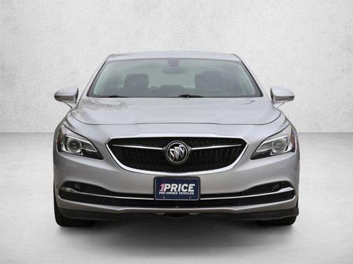 Quicksilver Metallic 2017 Buick LaCrosse Essence