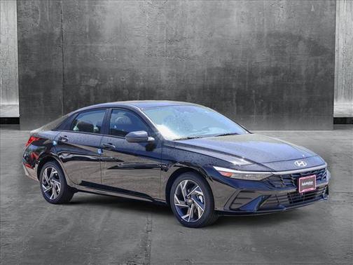 2025 Hyundai ELANTRA Sport