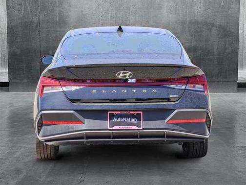 2025 Hyundai ELANTRA Sport