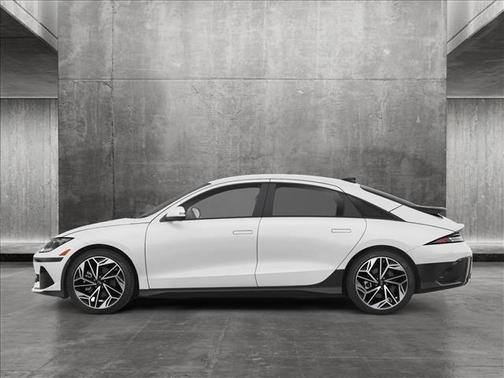 2025 Hyundai IONIQ 6 SEL