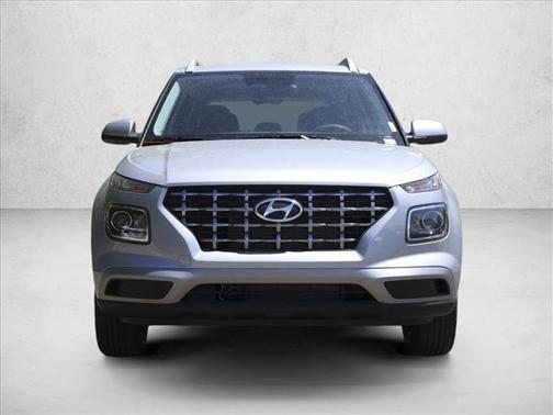 Shimmering Silver 2026 Hyundai VENUE SEL
