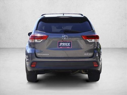 Predawn Gray Mica 2018 Toyota Highlander XLE