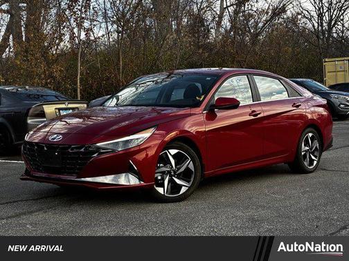 2022 Hyundai ELANTRA Limited
