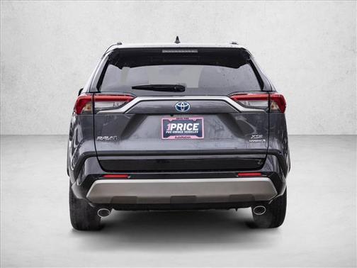 2023 Toyota RAV4 Hybrid SE