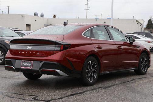Ultimate red 2025 Hyundai SONATA SEL