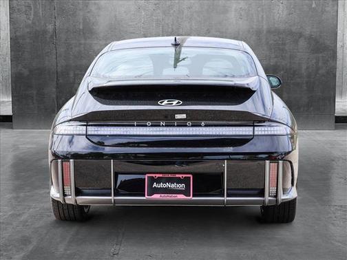 2025 Hyundai IONIQ 6 SEL