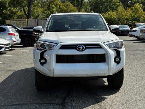 2024 Toyota 4Runner SR5
