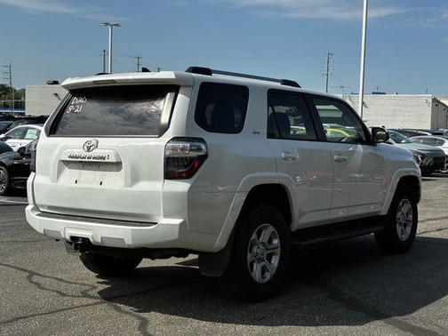 2024 Toyota 4Runner SR5