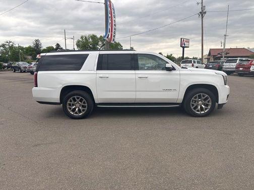 Summit White 2018 GMC Yukon XL SLE