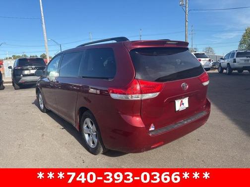 2014 Toyota Sienna LE