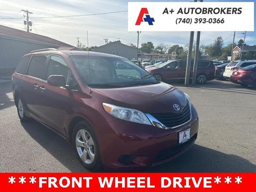 2014 Toyota Sienna LE
