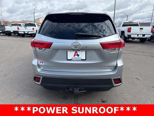 2019 Toyota Highlander Limited Platinum