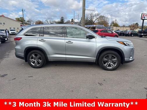 2019 Toyota Highlander Limited Platinum