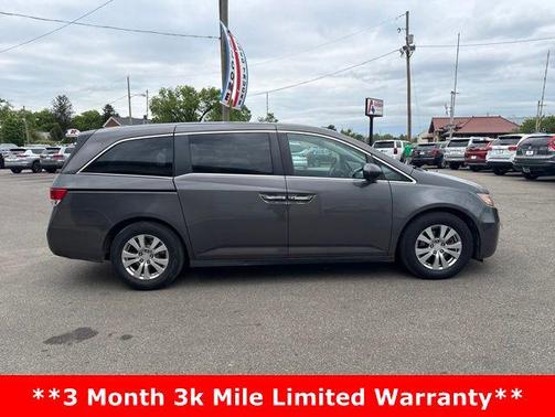 Modern Steel Metallic 2016 Honda Odyssey SE