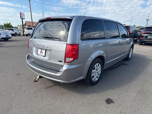 Billet Silver Metallic Clearcoat 2014 Dodge Grand Caravan AVP/SE