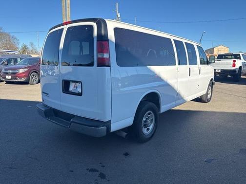 2016 Chevrolet Express 3500 LT