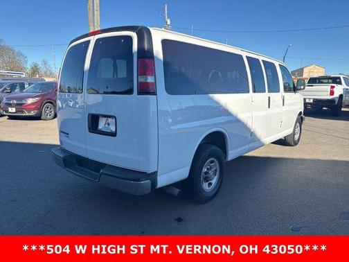 2016 Chevrolet Express 3500 LT