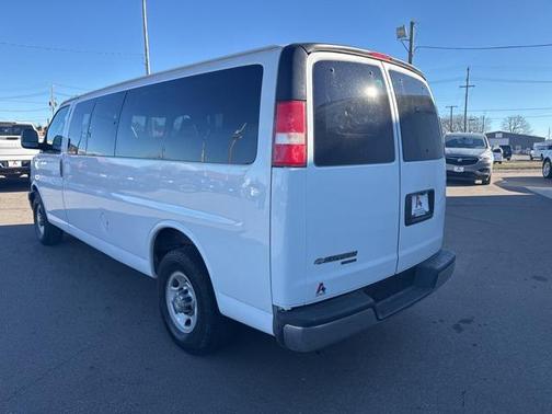 2016 Chevrolet Express 3500 LT