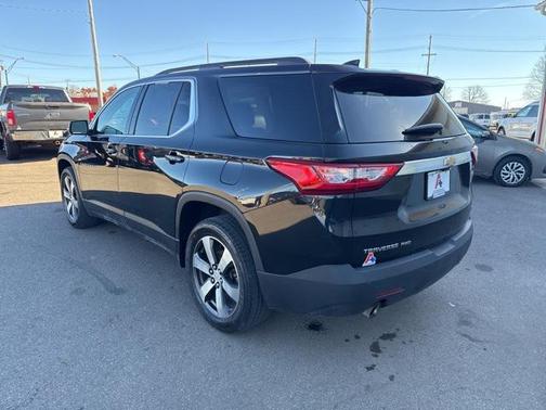 2021 Chevrolet Traverse LT Leather