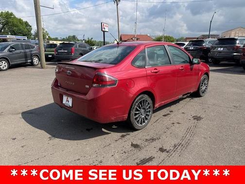 2011 Ford Focus SES