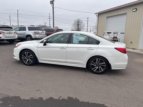 2017 Subaru Legacy Sport