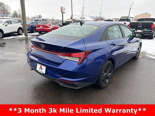 2021 Hyundai ELANTRA SEL