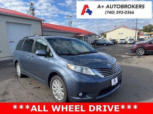 2017 Toyota Sienna XLE