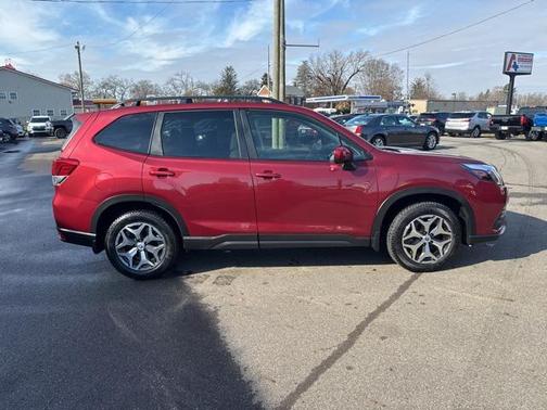 2022 Subaru Forester Premium