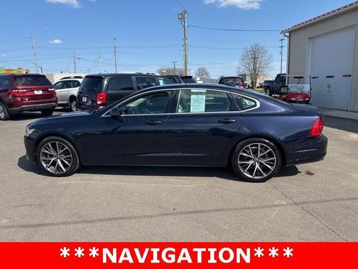 2019 Volvo S90 T5 Momentum