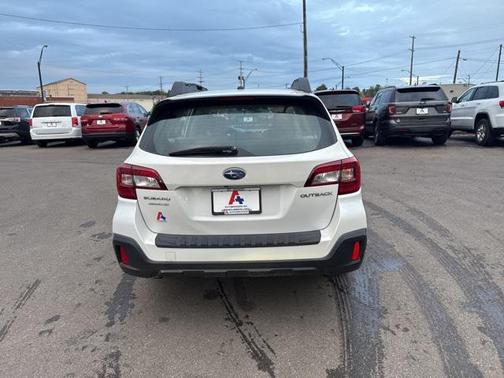 2019 Subaru Outback 2.5i