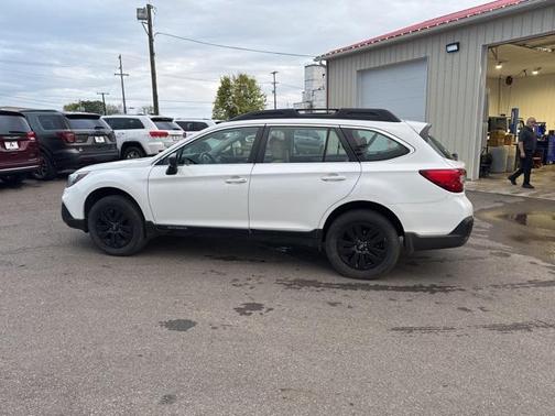 2019 Subaru Outback 2.5i