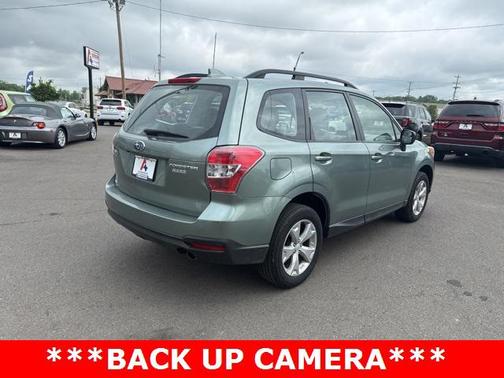 2016 Subaru Forester 2.5i