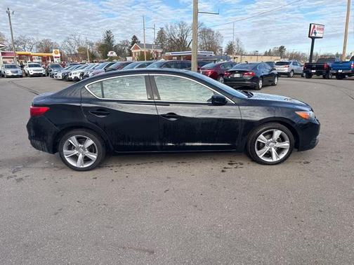 2015 Acura ILX 2.0L w/Premium Package