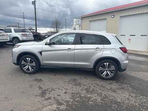 2020 Mitsubishi Outlander Sport SE