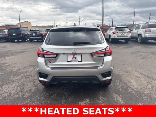 2020 Mitsubishi Outlander Sport SE