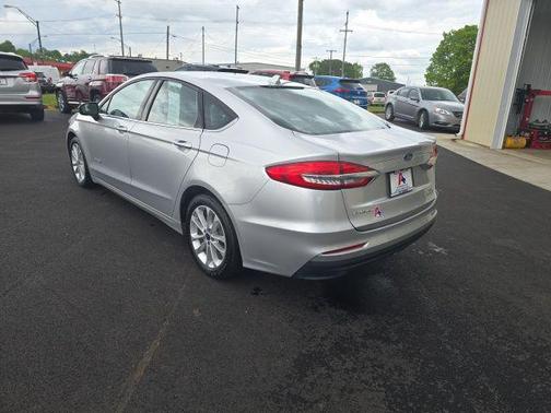 2019 Ford Fusion Hybrid SE