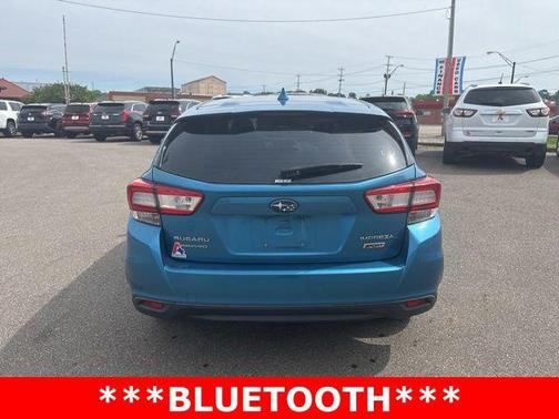 Island Blue Pearl 2017 Subaru Impreza 2.0i Sport