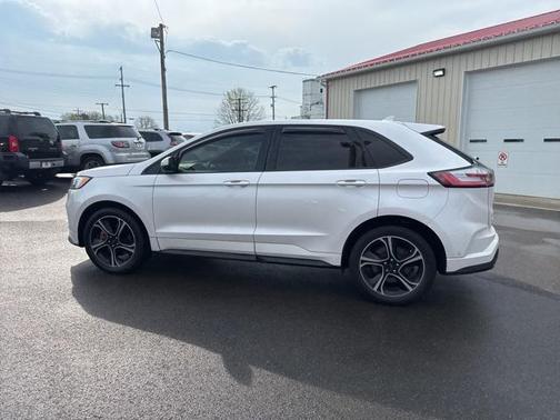 2019 Ford Edge ST