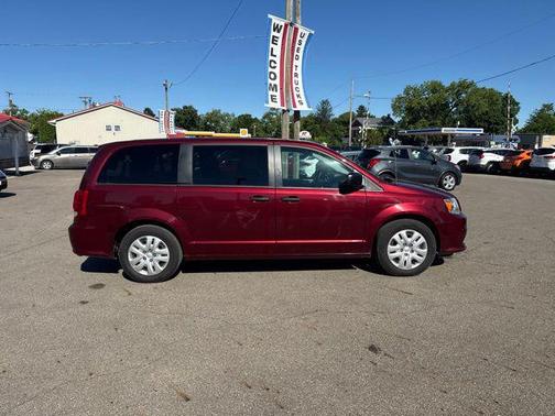 Octane Red Pearlcoat 2019 Dodge Grand Caravan SE
