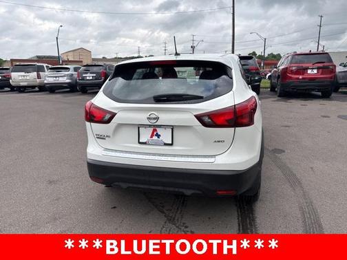 2017 Nissan Rogue Sport S