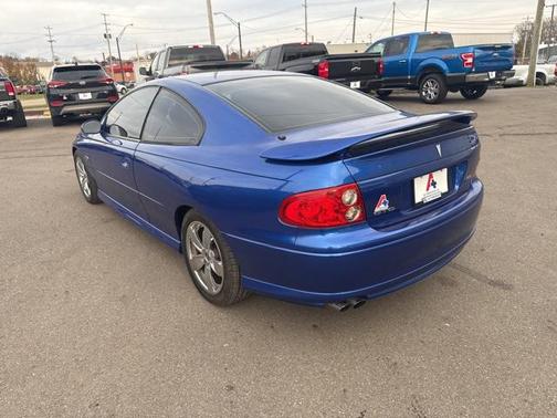 2004 Pontiac GTO Base